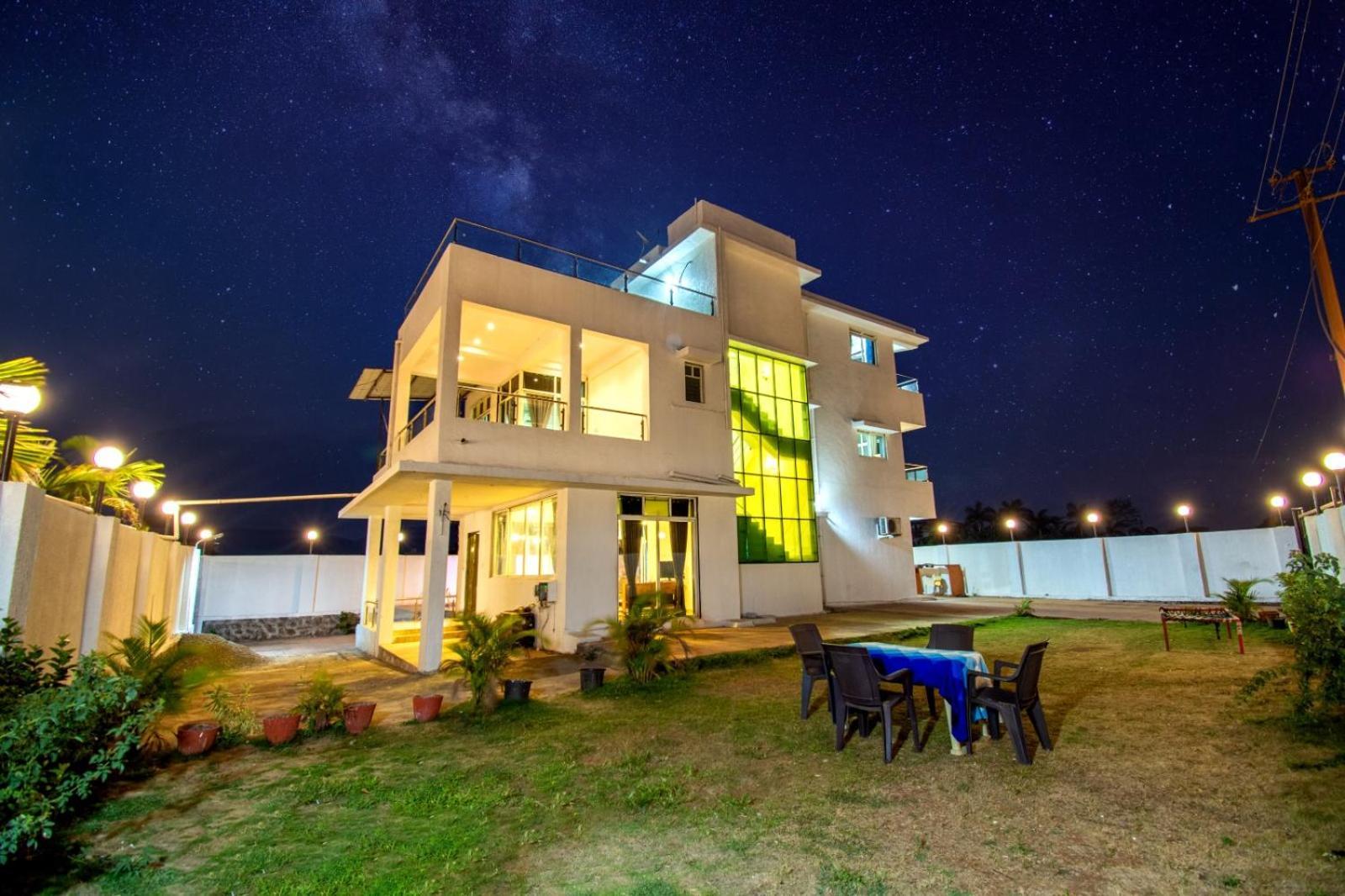 Empyrean Stay Ll 6Bhk Ll Royal Bramha Palace Ll Pvt Pool Ll 罗纳瓦拉 外观 照片